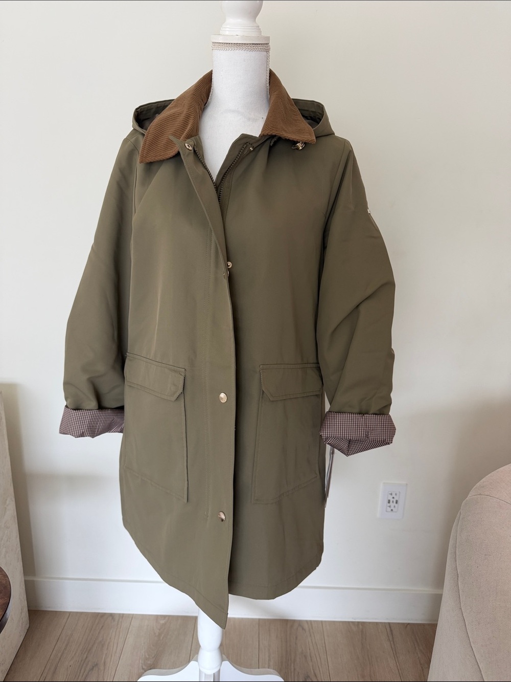 SANCTUARY
Long Barn Rain Jacket Woman’s L